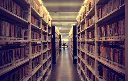 出版物經(jīng)營許可證與出版物進(jìn)口 規(guī)范市場與文化交流的雙重保障